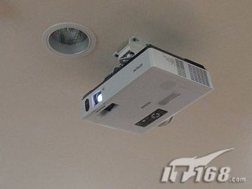 适合不同会议室的投影产品选型指南——计算机系统集成视角